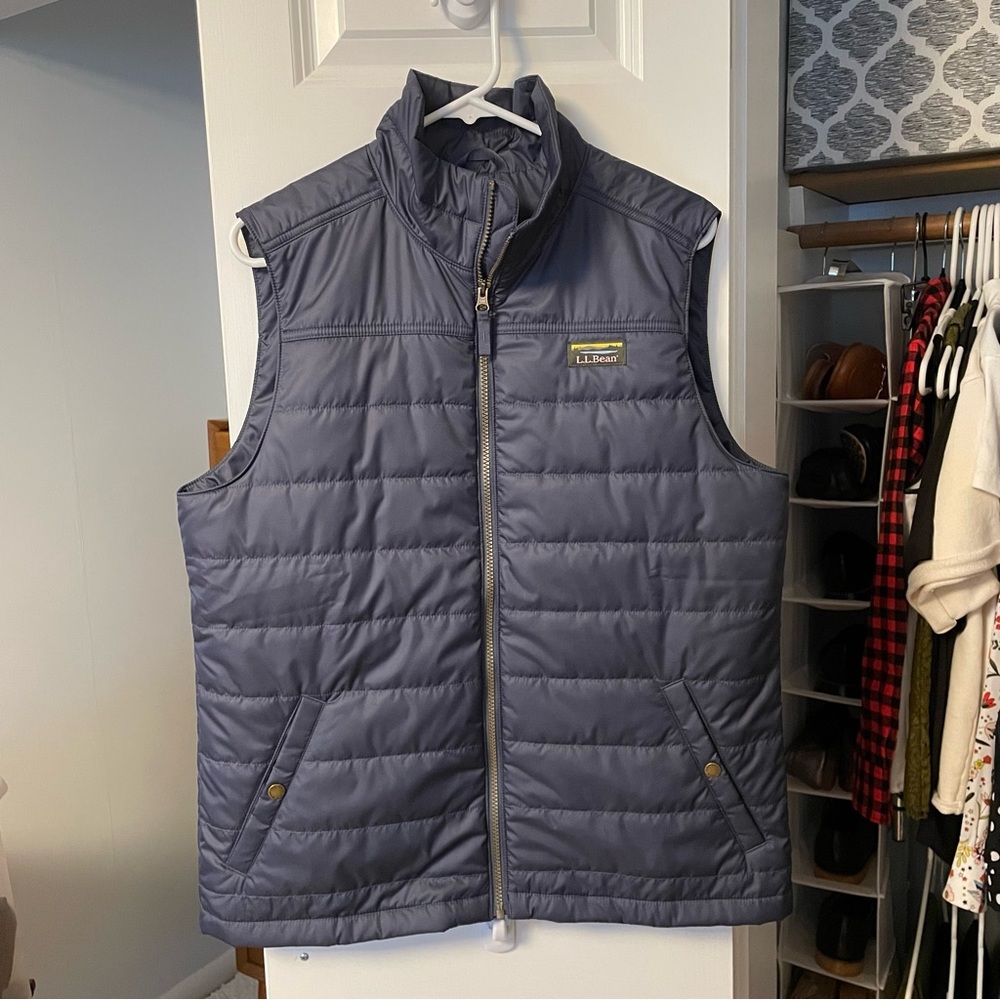L.L. Bean Men's Mountain Classic Puffer Vest - Grey - size M